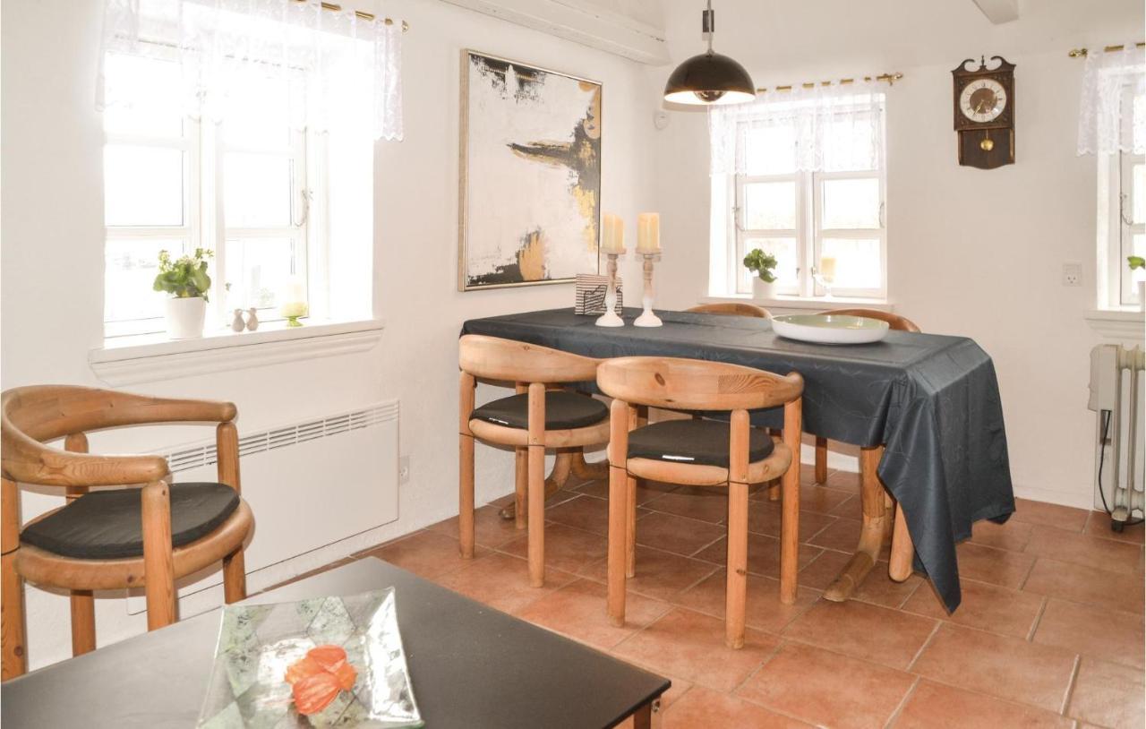 Lovely Home In Give With House A Panoramic View Zewnętrze zdjęcie